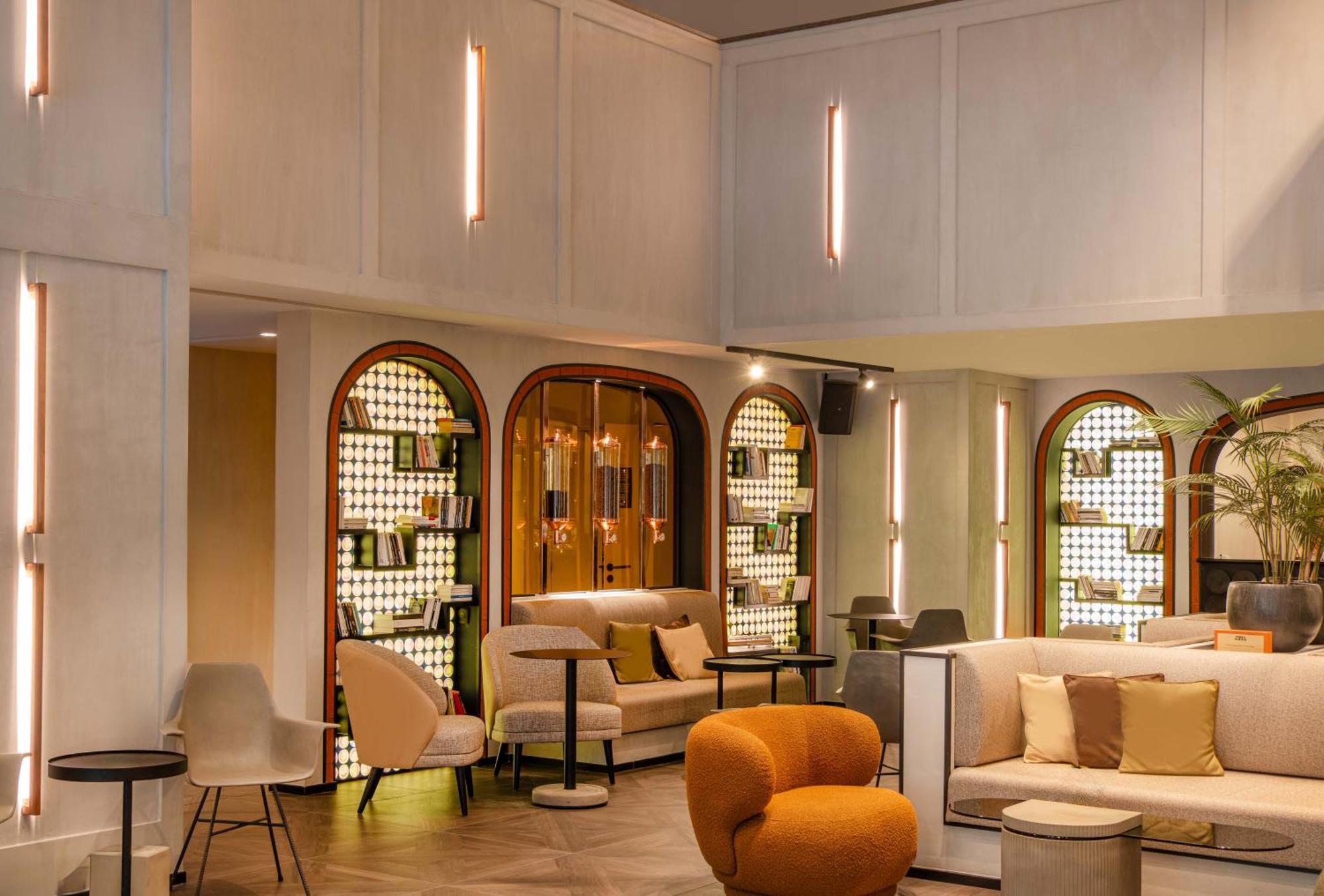 Hotel Firstname Toulouse