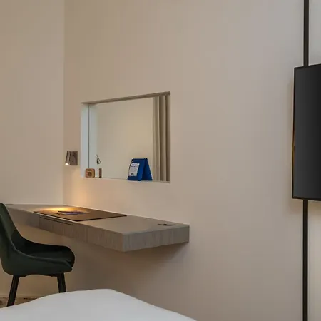 Firstname Toulouse Hotel Buitenkant foto