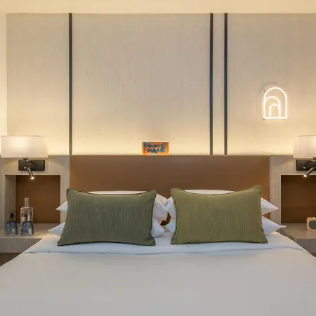 Firstname Toulouse Hotel Buitenkant foto