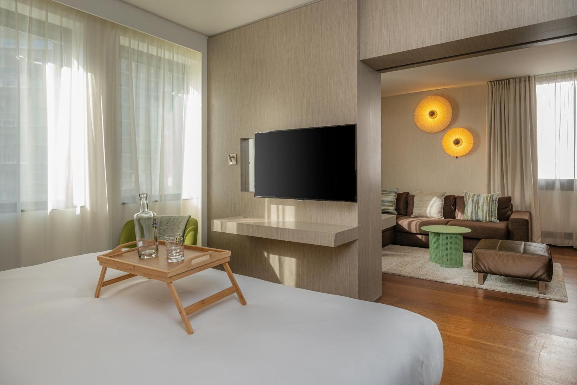 Pullman Centre Ramblas 4*