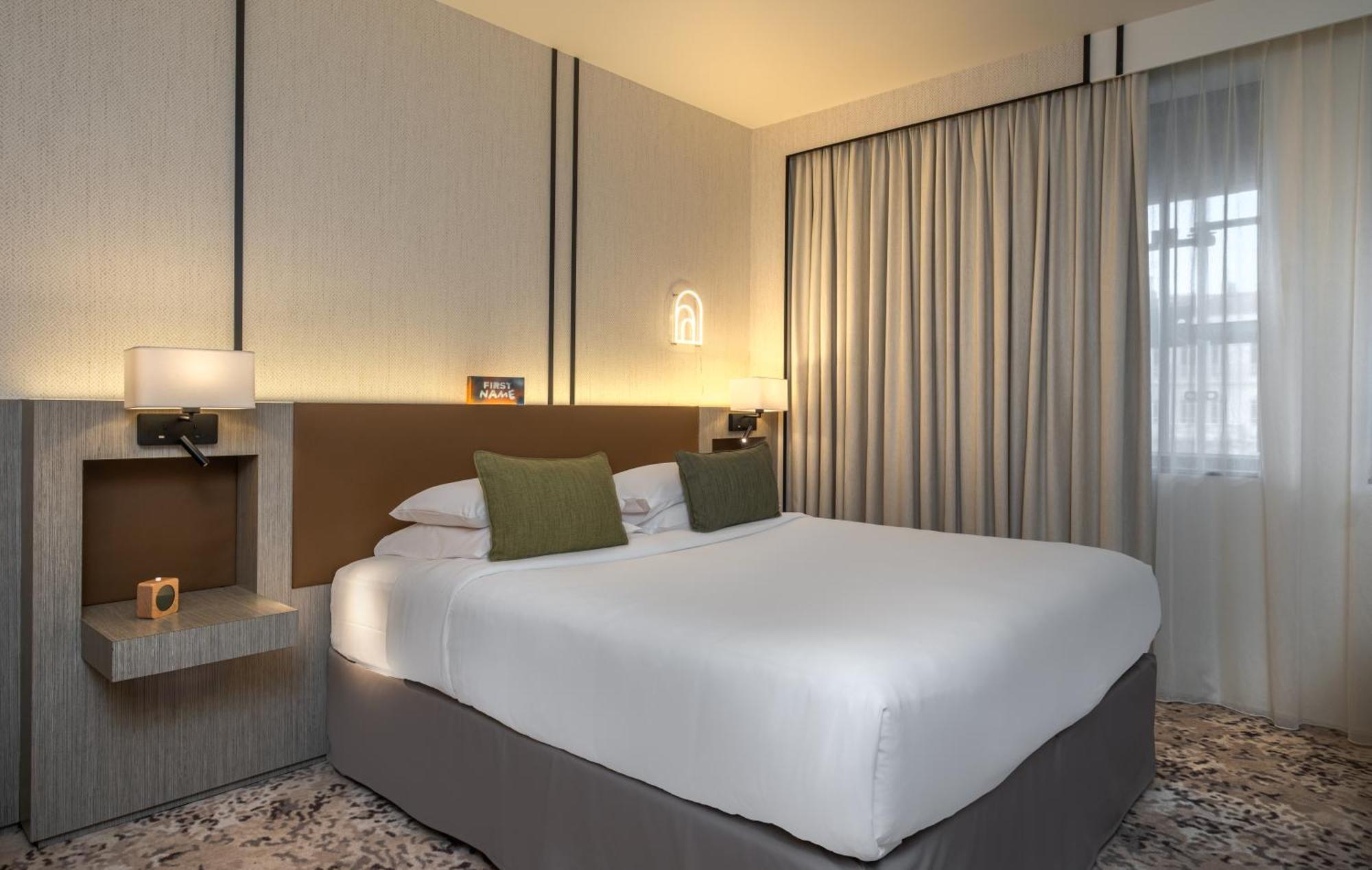 Hotel Firstname Toulouse 4*