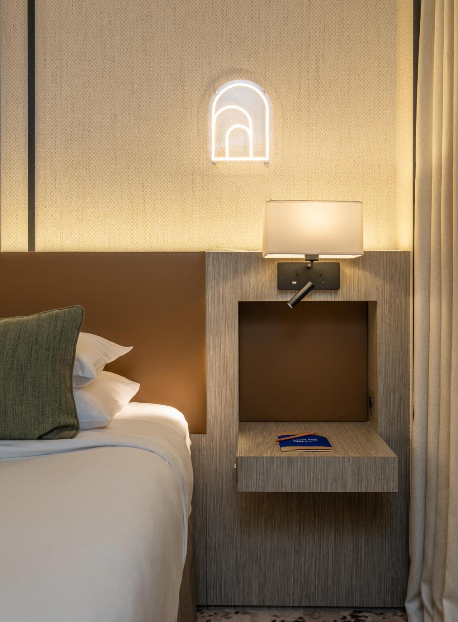 Hotel Firstname Toulouse 4*